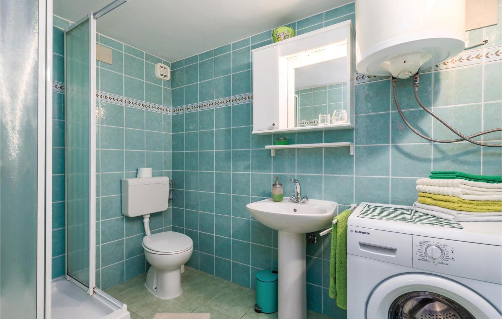 1 Bedroom Gorgeous Apartment In Lovran Buitenkant foto
