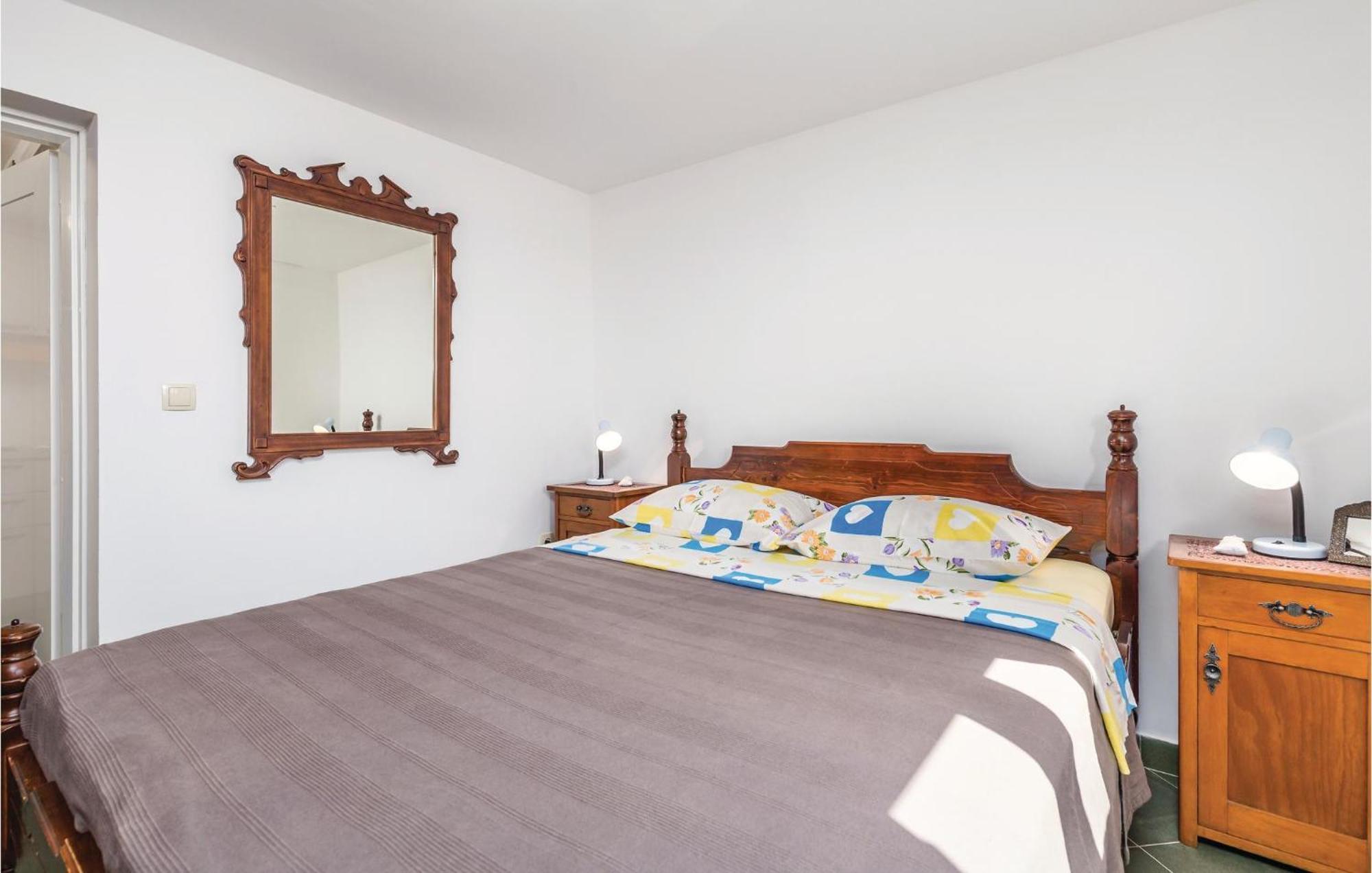 1 Bedroom Gorgeous Apartment In Lovran Buitenkant foto